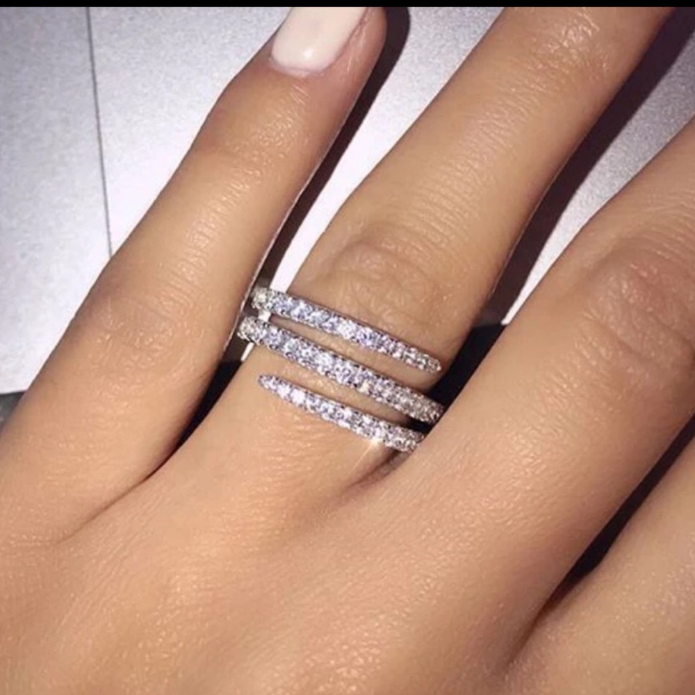 🆕 925 Sterling Silver Diamond Women Ring, size 9
